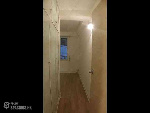 Wan Chai - Phoenix Court Block 1 12
