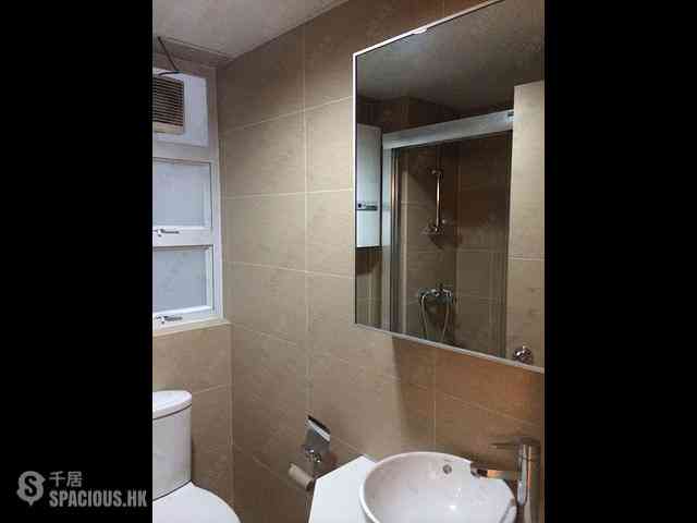 Wan Chai - Phoenix Court Block 1 30