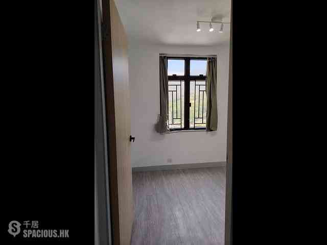 Pok Fu Lam - Chi Fu Fa Yuen Phase 3 Fu Wing Yuen (Block H19) 10