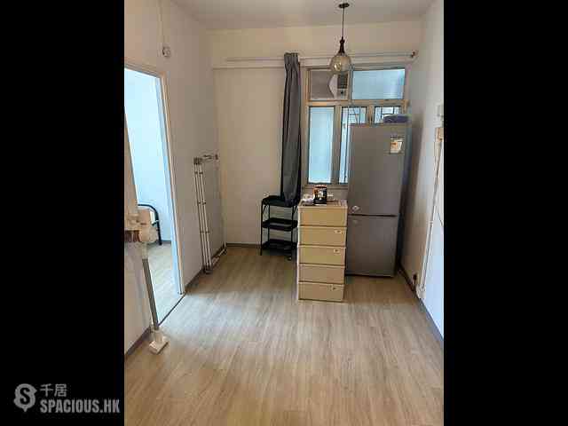 Jordan - Ealing Court 02