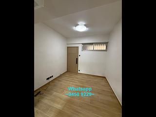 Sheung Wan - Ko Shing Building 08