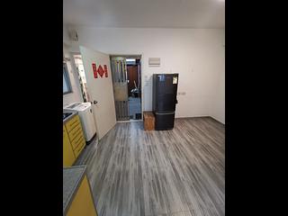 Kennedy Town - Luen Wai Apartment 09