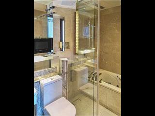 Wan Chai - The Avenue Phase 2 18