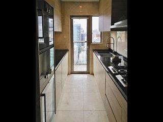 Wan Chai - The Avenue Phase 2 19