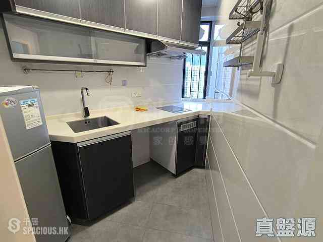 Quarry Bay - Kornhill Block Q 06