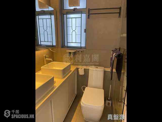 Quarry Bay - The Floridian Block 1 02