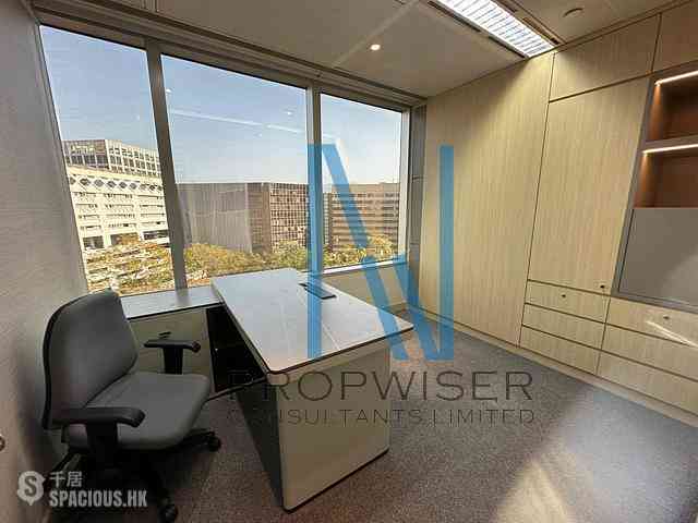 Tsim Sha Tsui East - Railway Plaza 01