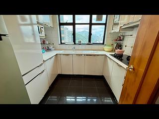 Fortress Hill - Le Sommet Block 1 04