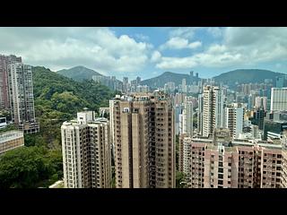 Fortress Hill - Le Sommet Block 1 08