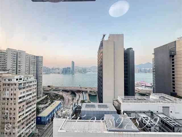 North Point - Yik Hon Building 01