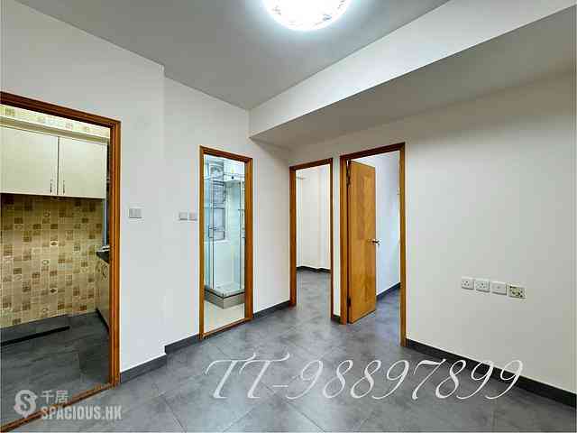 North Point - Yik Hon Building 03