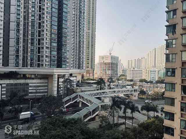 Tai Kok Tsui - Island Harbourview Block 2 01