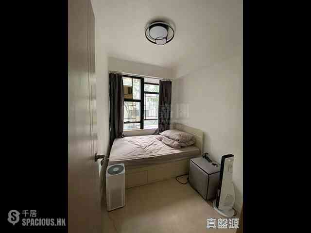 Quarry Bay - Kornhill Block R 12