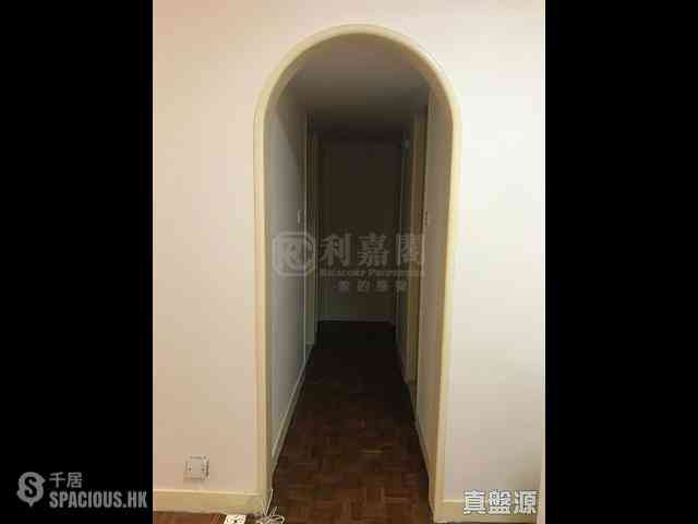 Quarry Bay - Kornhill Block R 19