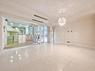 The Peak - Guildford Garden 04