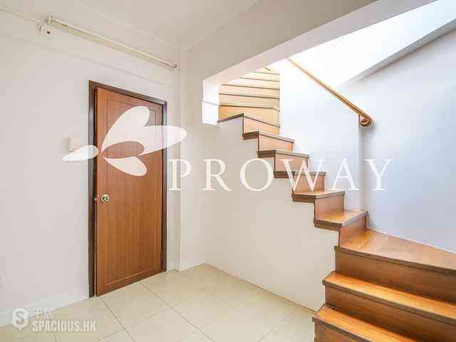 Happy Valley - Peace House 05