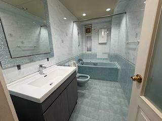 Mid Levels West - Skyline Mansion Block 2 25