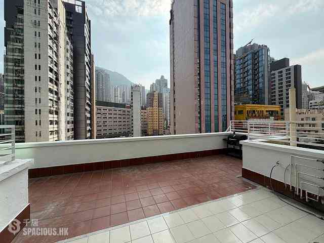 Sai Ying Pun - Tai Hing Building 08