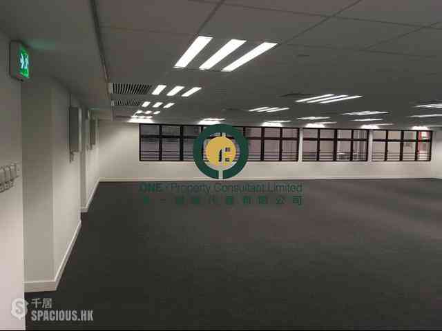 Central - Hong Kong Trade Centre 02