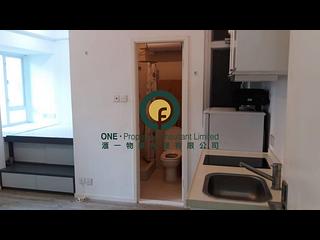 Sheung Wan - Man King Building 03