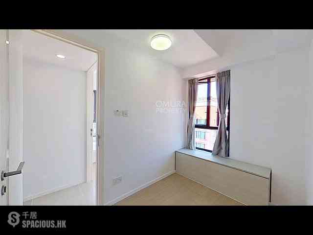 Shau Kei Wan - EAST 17 07
