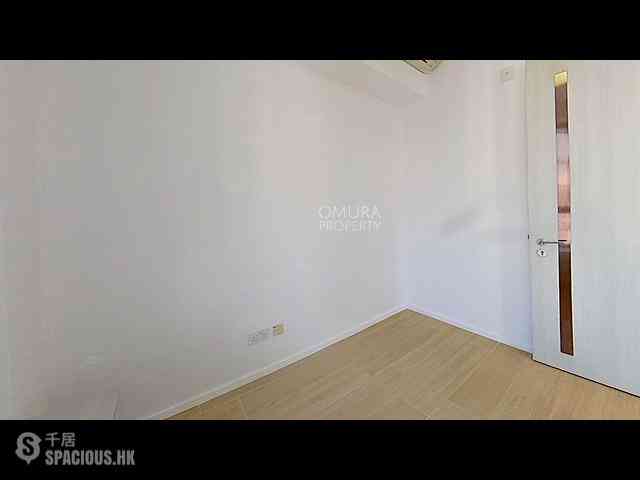 Shau Kei Wan - EAST 17 19