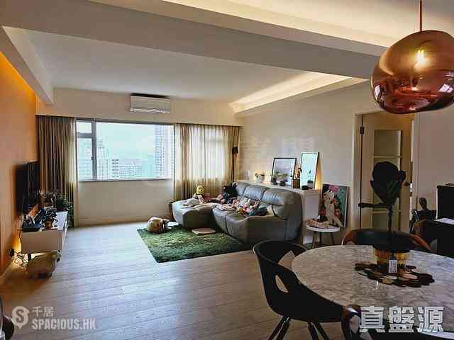 Braemar Hill - Evelyn Towers 01