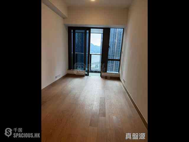 Lohas Park - Lohas Park Phase 12A Seasons Place Tower 3B 02