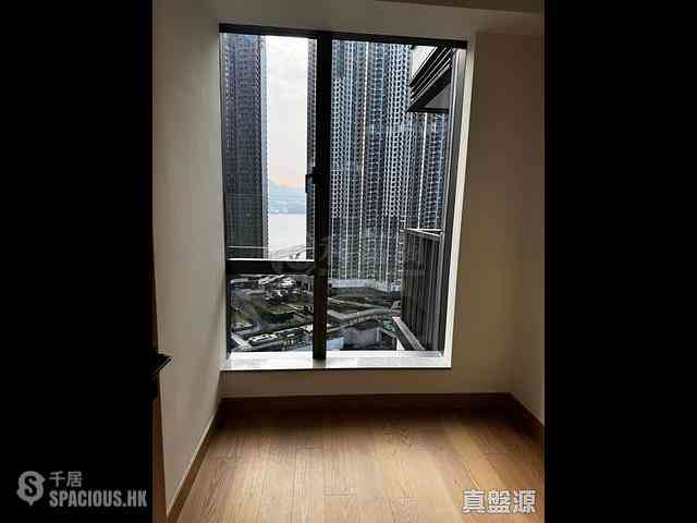 Lohas Park - Lohas Park Phase 12A Seasons Place Tower 3B 03