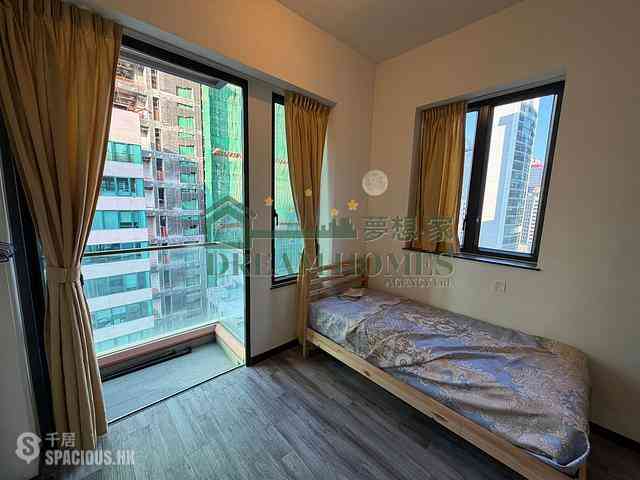 Sheung Wan - AVA128 03