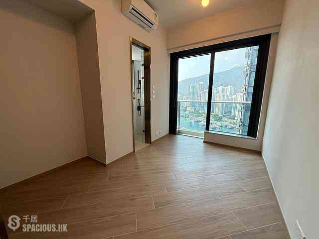 Ap Lei Chau - The Upper South 01