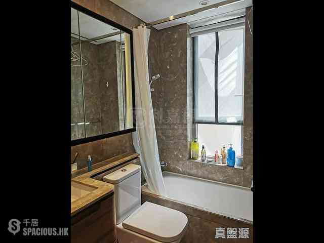 Tseung Kwan O - Savannah Block 1 04