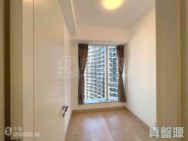 Tseung Kwan O - Monterey Block 1 04