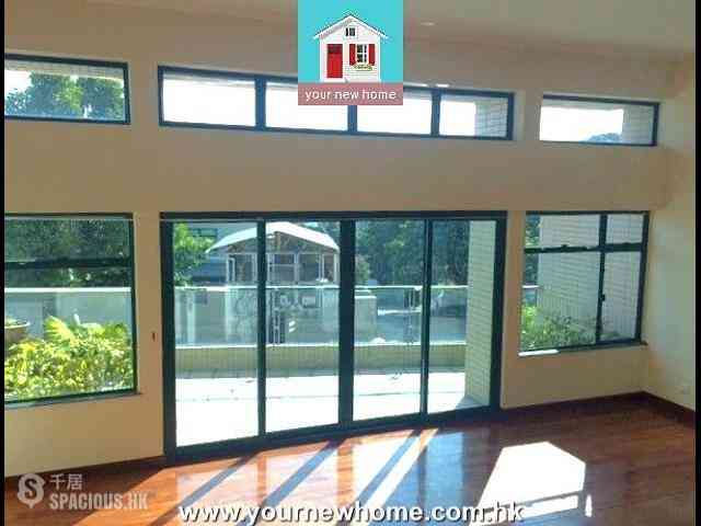 Clear Water Bay - Little Palm Villa 01