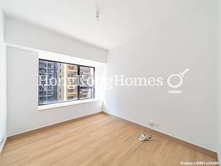 Ap Lei Chau - South Horizons Phase 4 The Oasis Berkeley Court (Block 33) 08