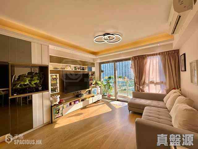 Hung Hom - Stars By The Harbour Block 2 01