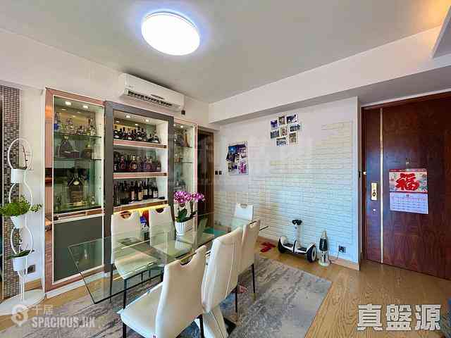 Hung Hom - Stars By The Harbour Block 2 02
