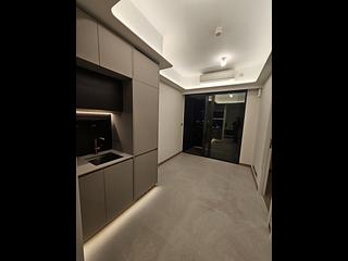 Hung Hom - Midtown South (Baker Circle One) 02