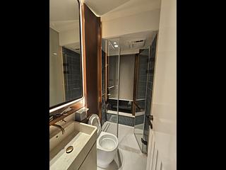 Hung Hom - Midtown South (Baker Circle One) 06