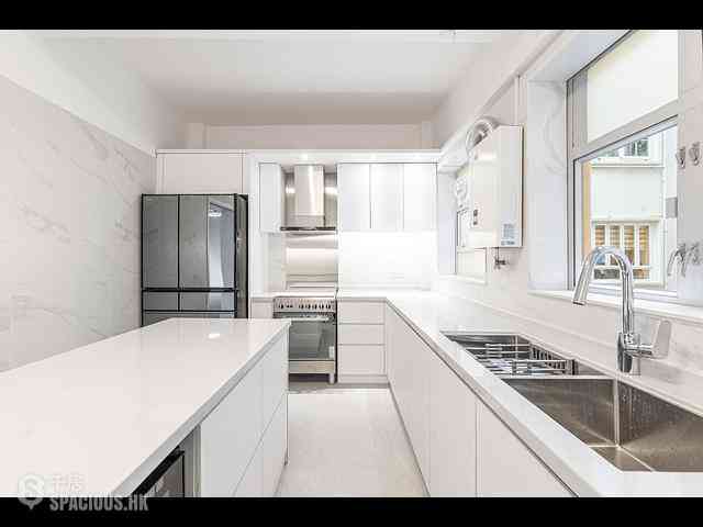 Mid Levels Central - Emerald Court 20