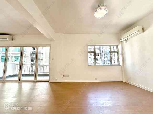 Mid Levels Central - Emerald Court 06