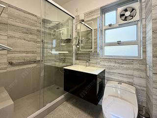 Mid Levels Central - Emerald Court 45