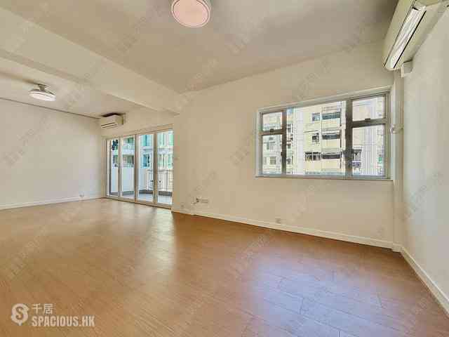 Mid Levels Central - Emerald Court 03