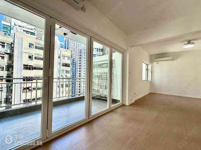 Mid Levels Central - Emerald Court 05