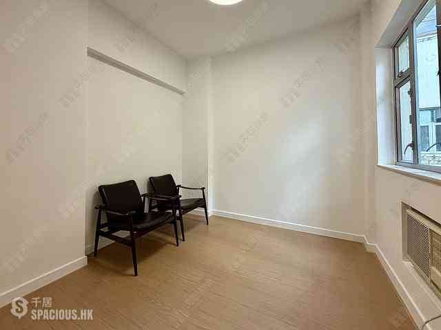 Mid Levels Central - Emerald Court 40