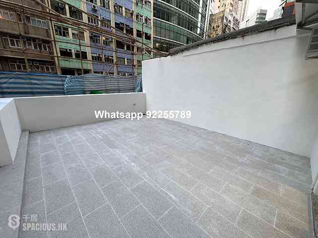 Sheung Wan - On Wah Building 04