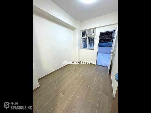 Sheung Wan - On Wah Building 05