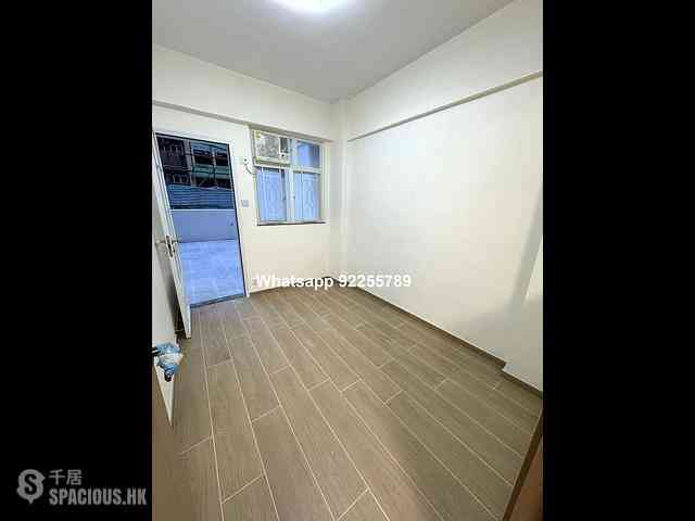 Sheung Wan - On Wah Building 06