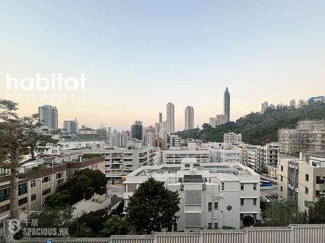 Happy Valley - 11-15, Briar Avenue 01