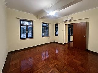 Happy Valley - 11-15, Briar Avenue 05